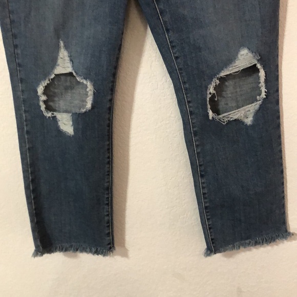 Levis 724 Ripped Straight-Leg Jeans - Picture 2 of 6